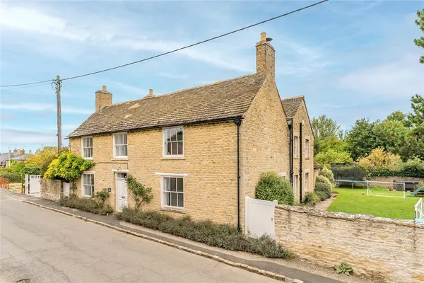 Main Street, Glapthorn, PE8 photo 30