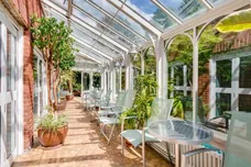 Bramlands Close, London
