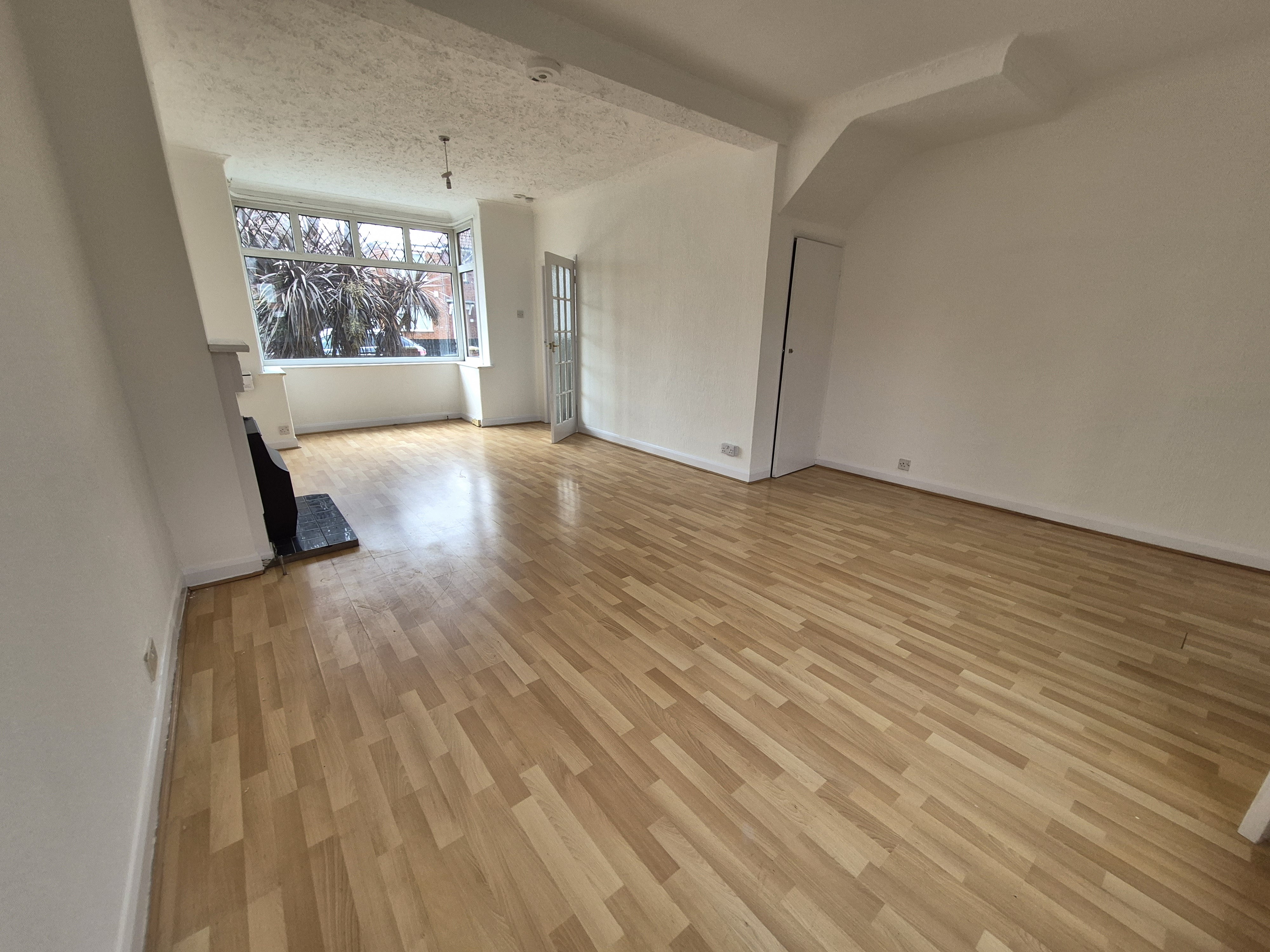 122 Telford Street Image 2