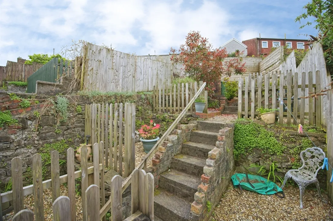 Property photo 11