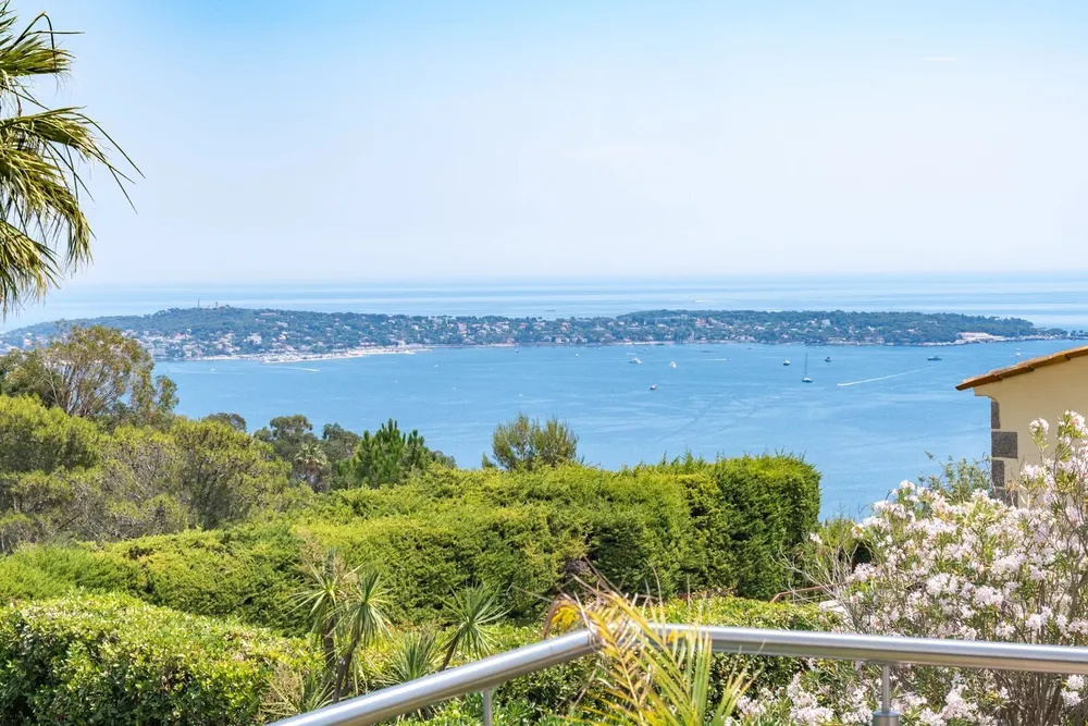 Golfe-Juan, 06220, France