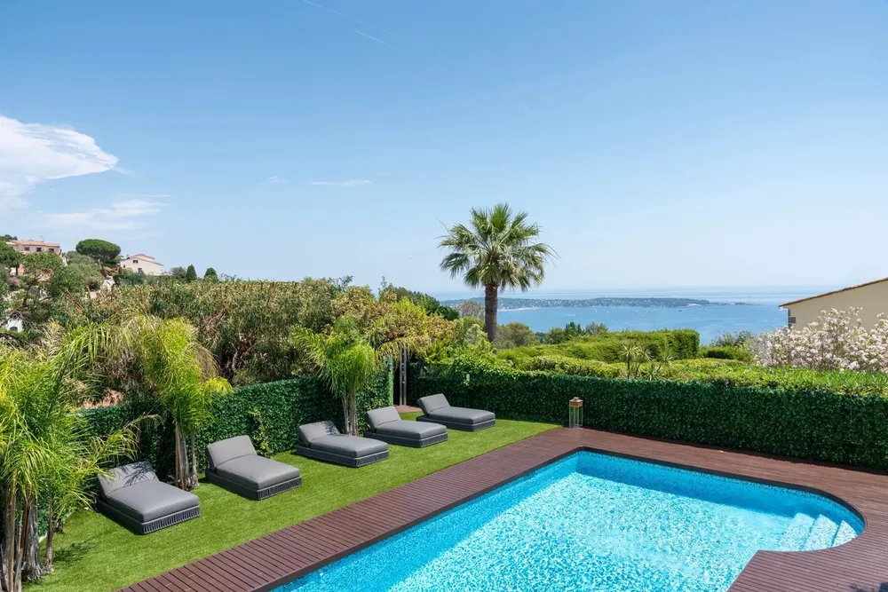 Golfe-Juan, 06220, France