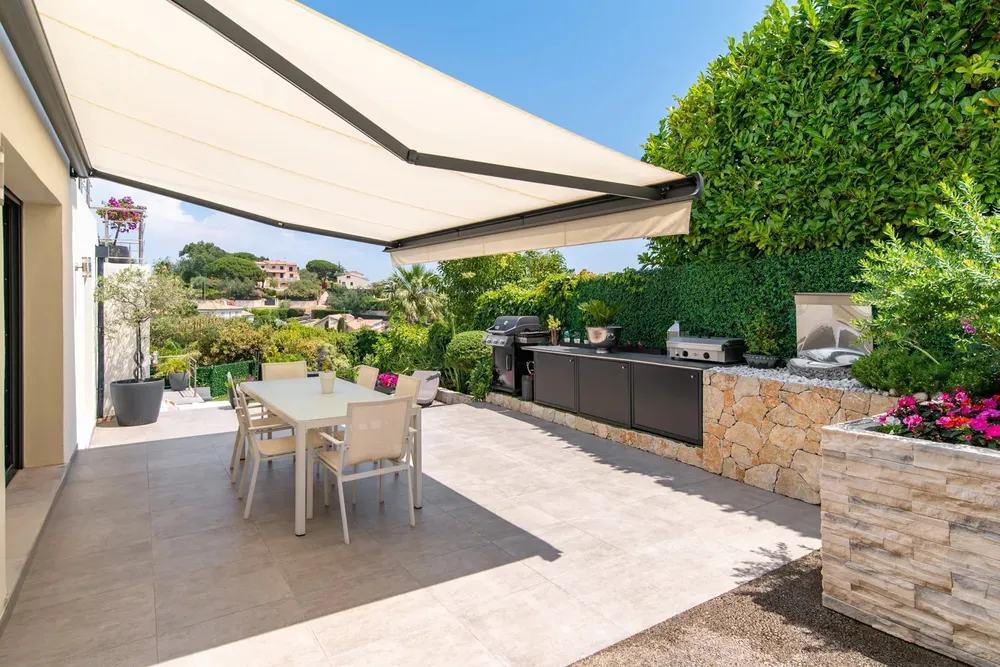 Golfe-Juan, 06220, France