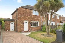 Acres Hall Crescent, PUDSEY