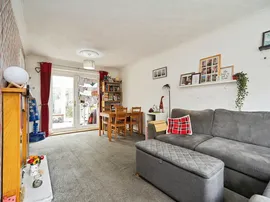 Acres Hall Crescent, PUDSEY thumb 3