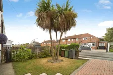 Acres Hall Crescent, PUDSEY