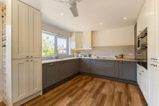 Churchfields, Kingsley, GU35 photo 5