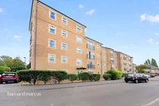 White Lodge Close, Isleworth