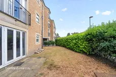 White Lodge Close, Isleworth