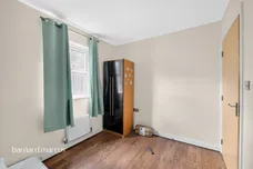 White Lodge Close, Isleworth