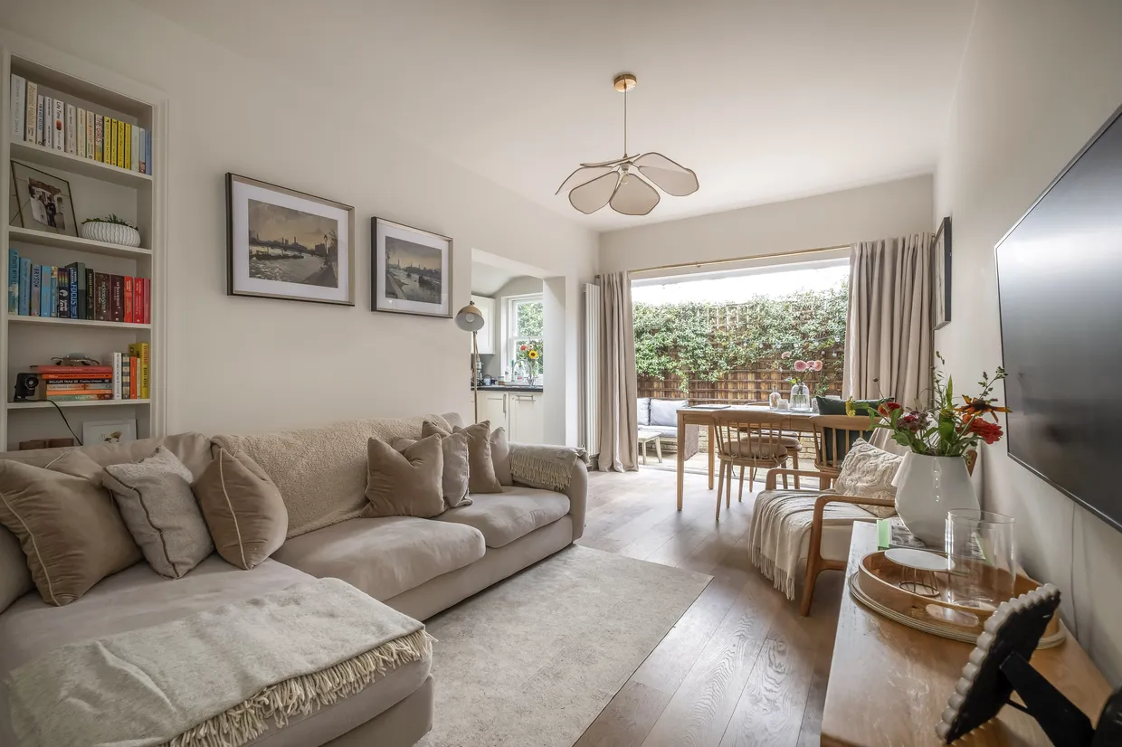 Burlington Road, London, SW6 photo 3