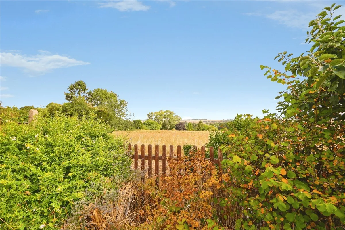 Frethern Close, Burford, Oxfordshire, OX18