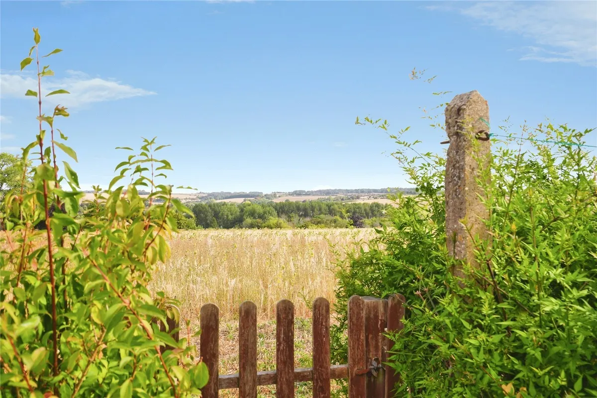 Frethern Close, Burford, Oxfordshire, OX18