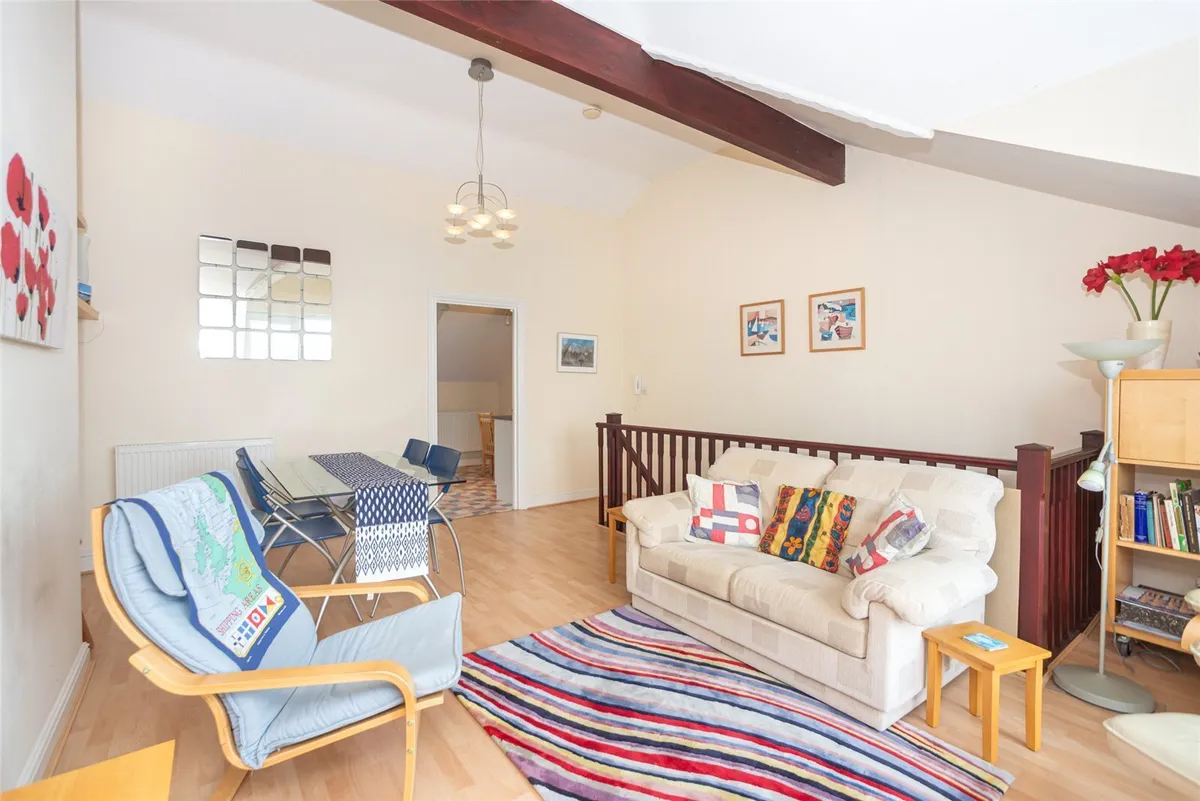 Ffordd Heulyn, Y Felinheli, Gwynedd, LL56
