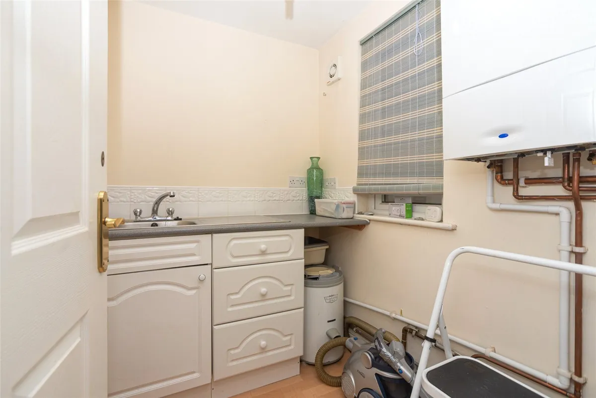 Ffordd Heulyn, Y Felinheli, Gwynedd, LL56