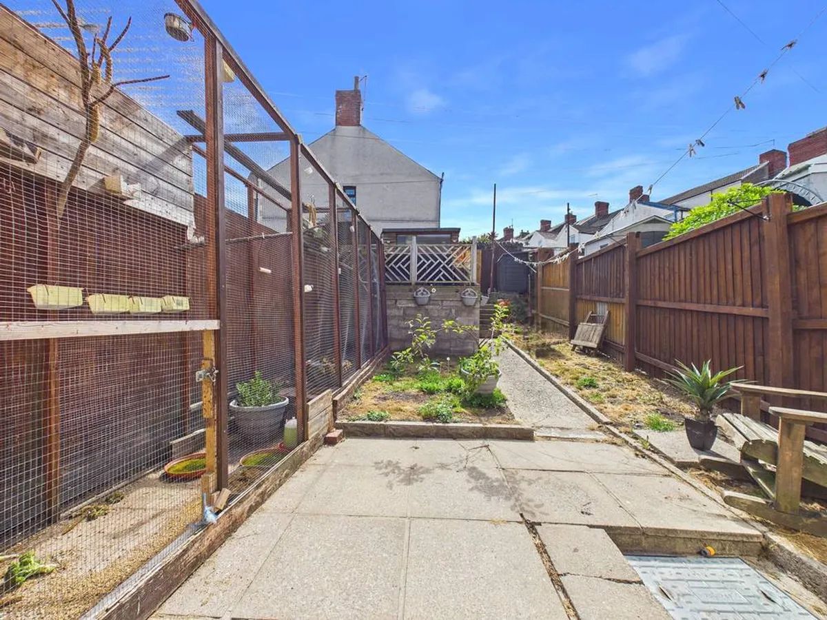 Gladstone Road, Barry CF63