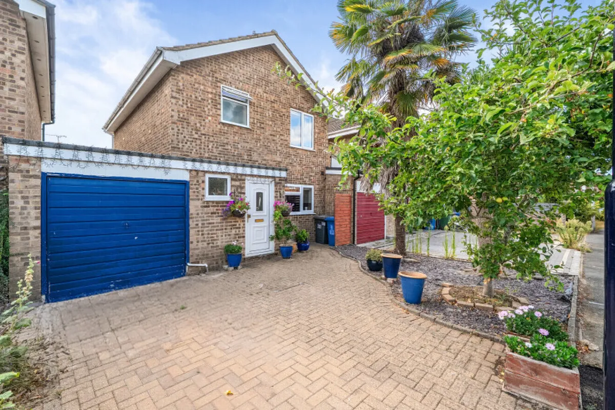 Treesmill Drive, Maidenhead