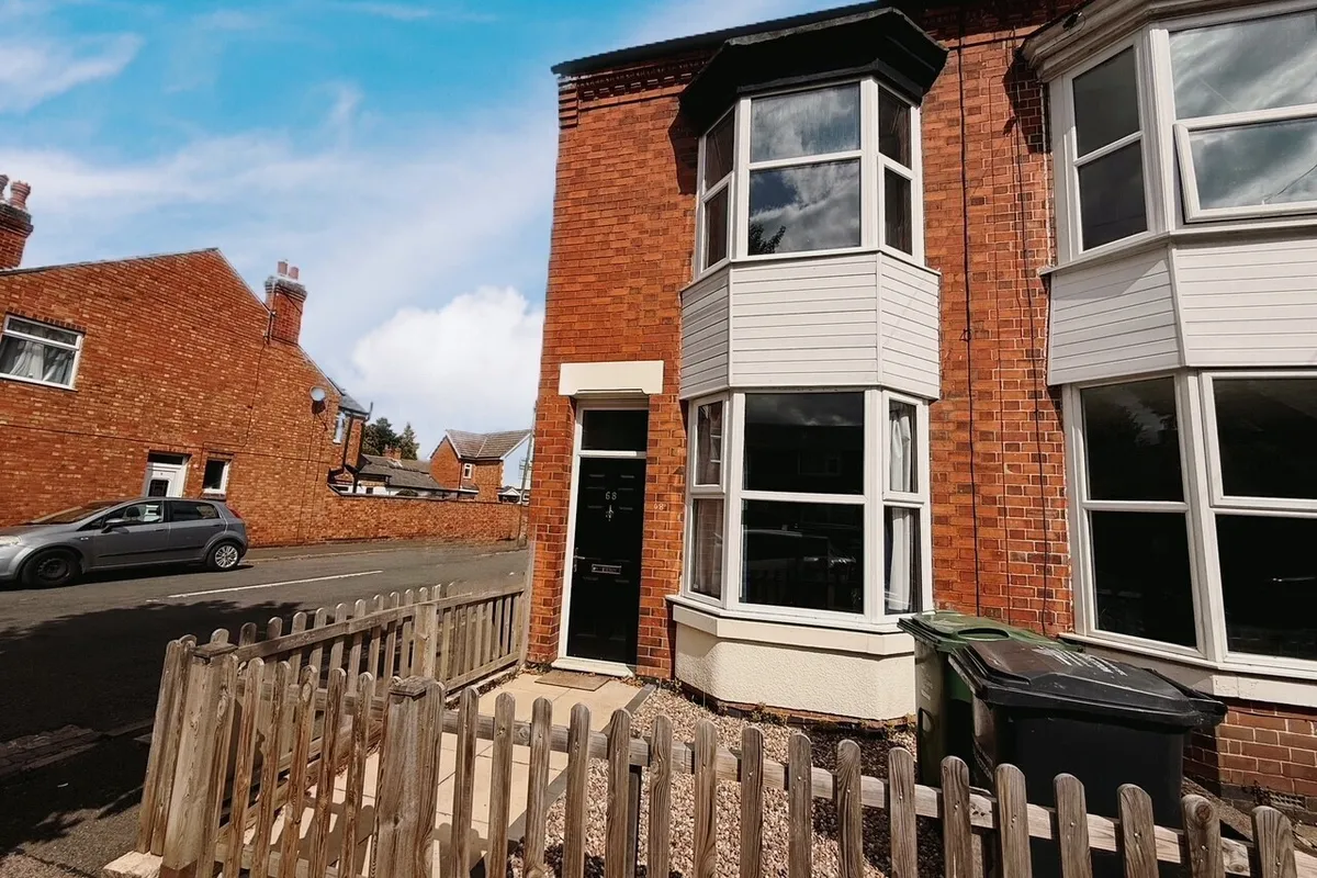 Albert Promenade, LOUGHBOROUGH