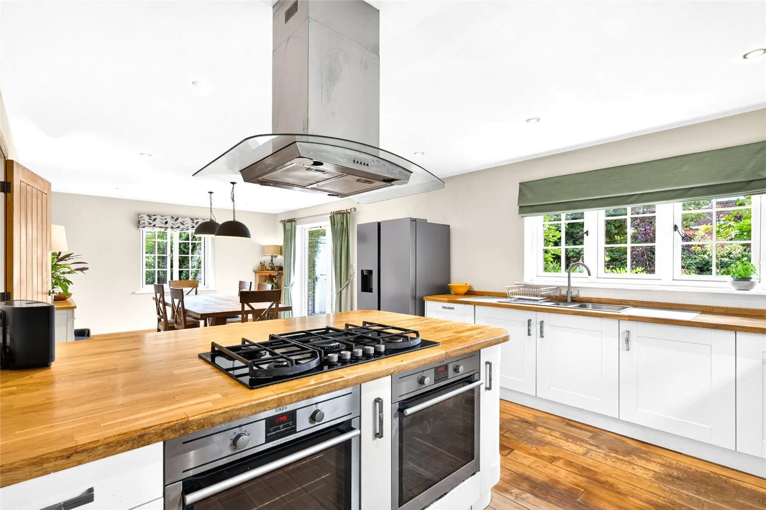 Warren Hill Road, Woodbridge, IP12 photo 4