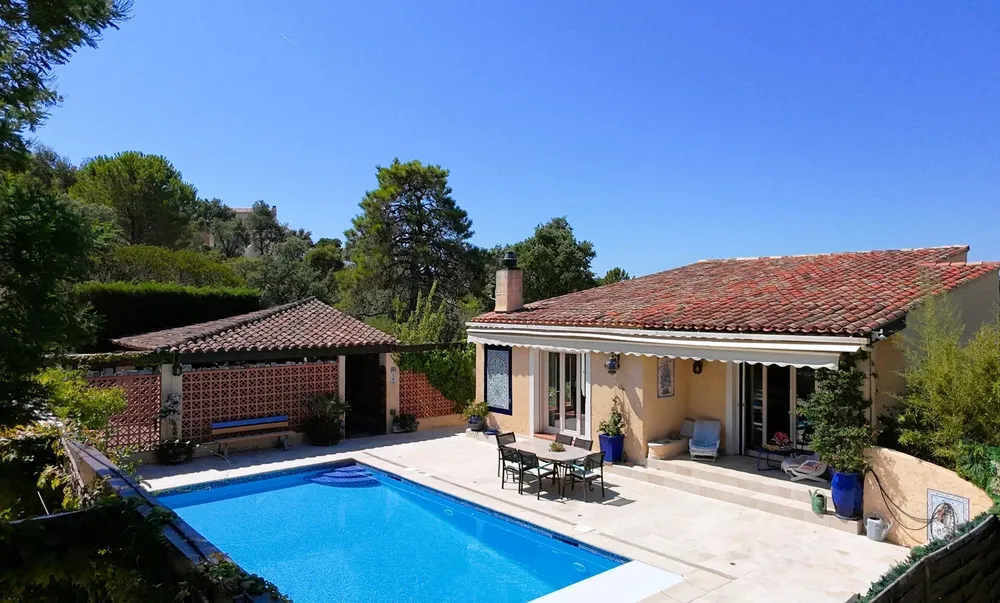 La Londe-les-Maures, 83250, France