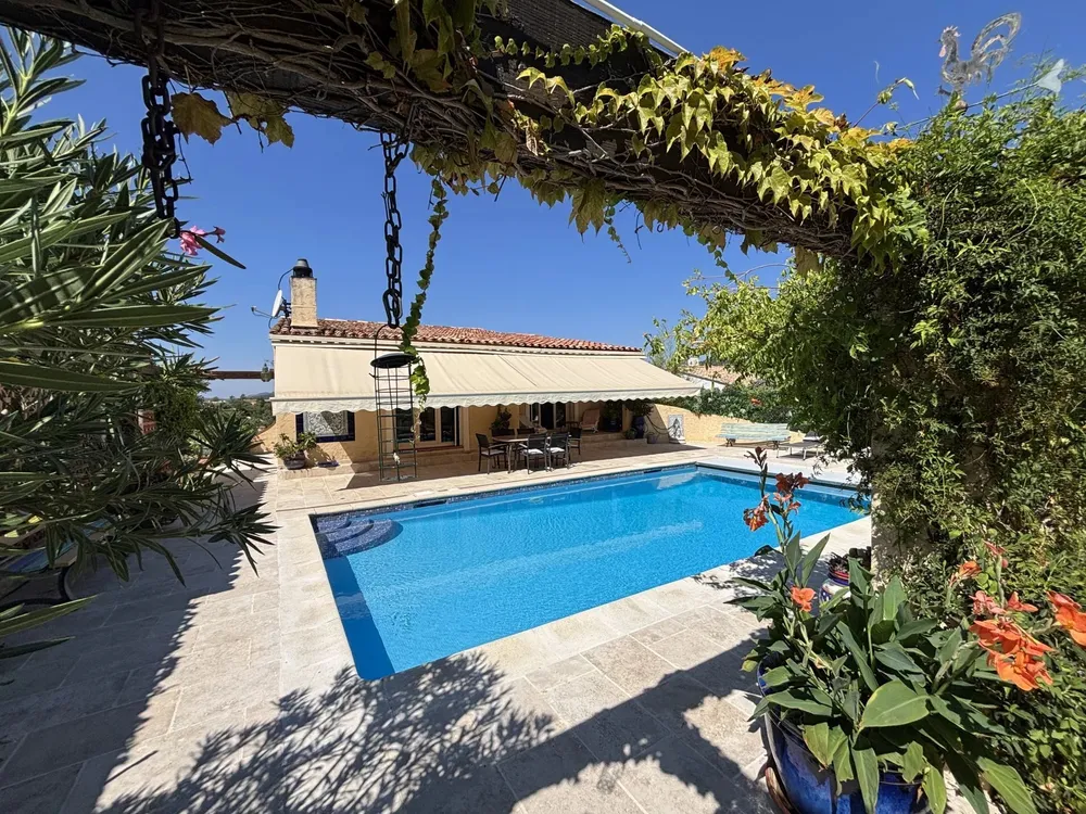 La Londe-les-Maures, 83250, France
