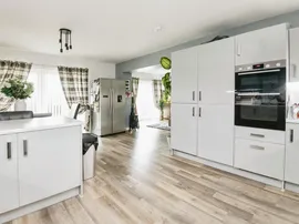 Charter Road, Axminster thumb 3