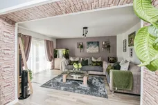 Charter Road, Axminster