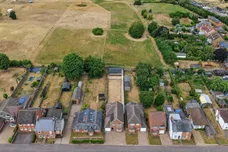 Belle Vue, Stone, Aylesbury