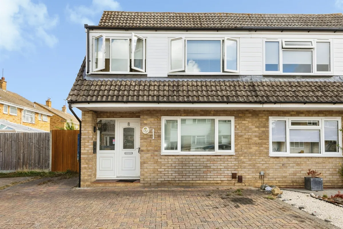 Springdale, Earley, Reading