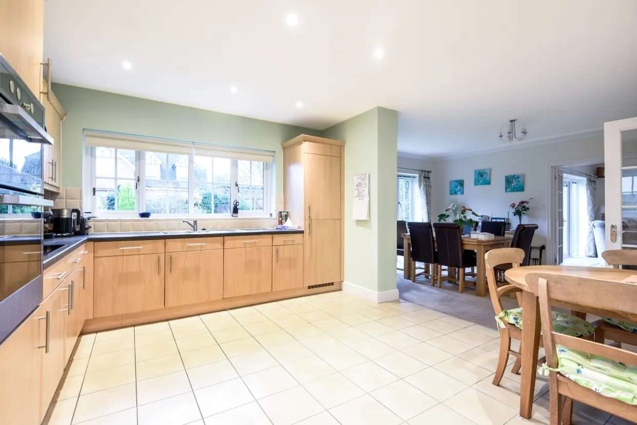 Allington Place Newick BN8 photo 2