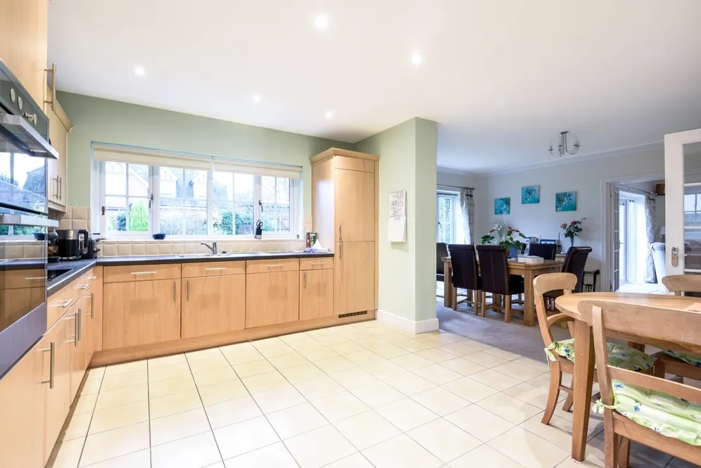 Allington Place Newick BN8 photo 2