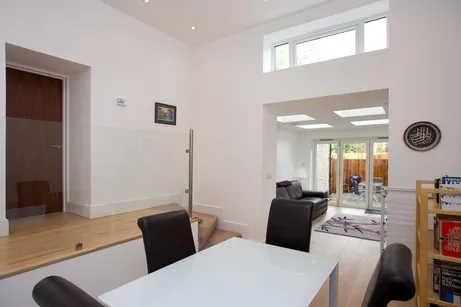 Sternhold Avenue London SW2