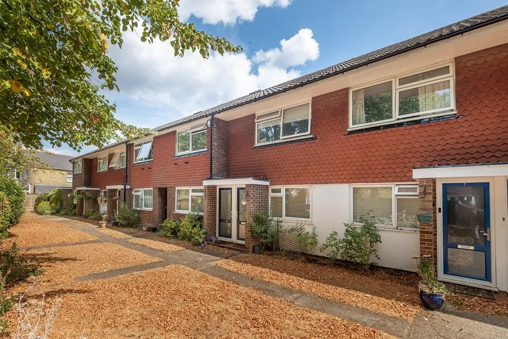 Udney Park Road, Teddington, TW11 photo 2