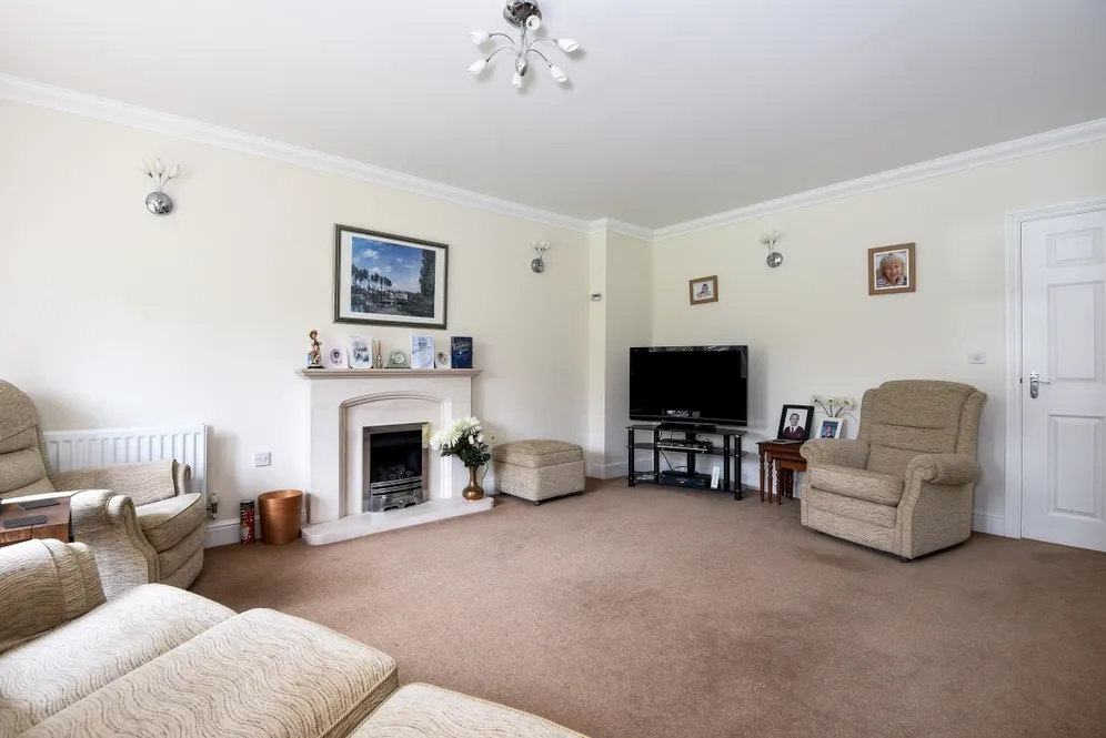 Allington Place Newick BN8 photo 4