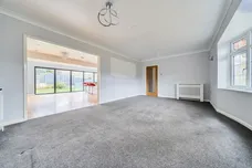 Amberley Close Haywards Heath RH16 photo 6