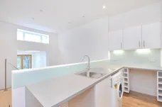 Sternhold Avenue London SW2 photo 5