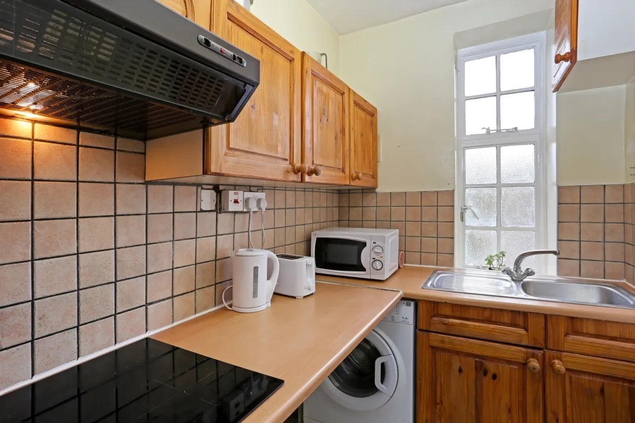 Hillside Court Finchley Road NW3 photo 7