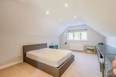 Dartnell Park Road West Byfleet KT14 photo 17