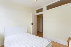 Hillside Court Finchley Road NW3 photo 12