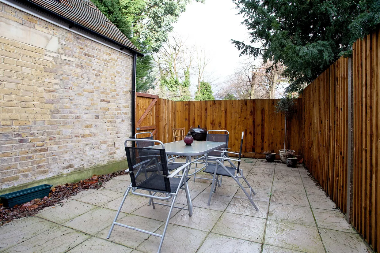 Sternhold Avenue London SW2 photo 11