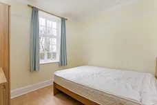 Hillside Court Finchley Road NW3 photo 14