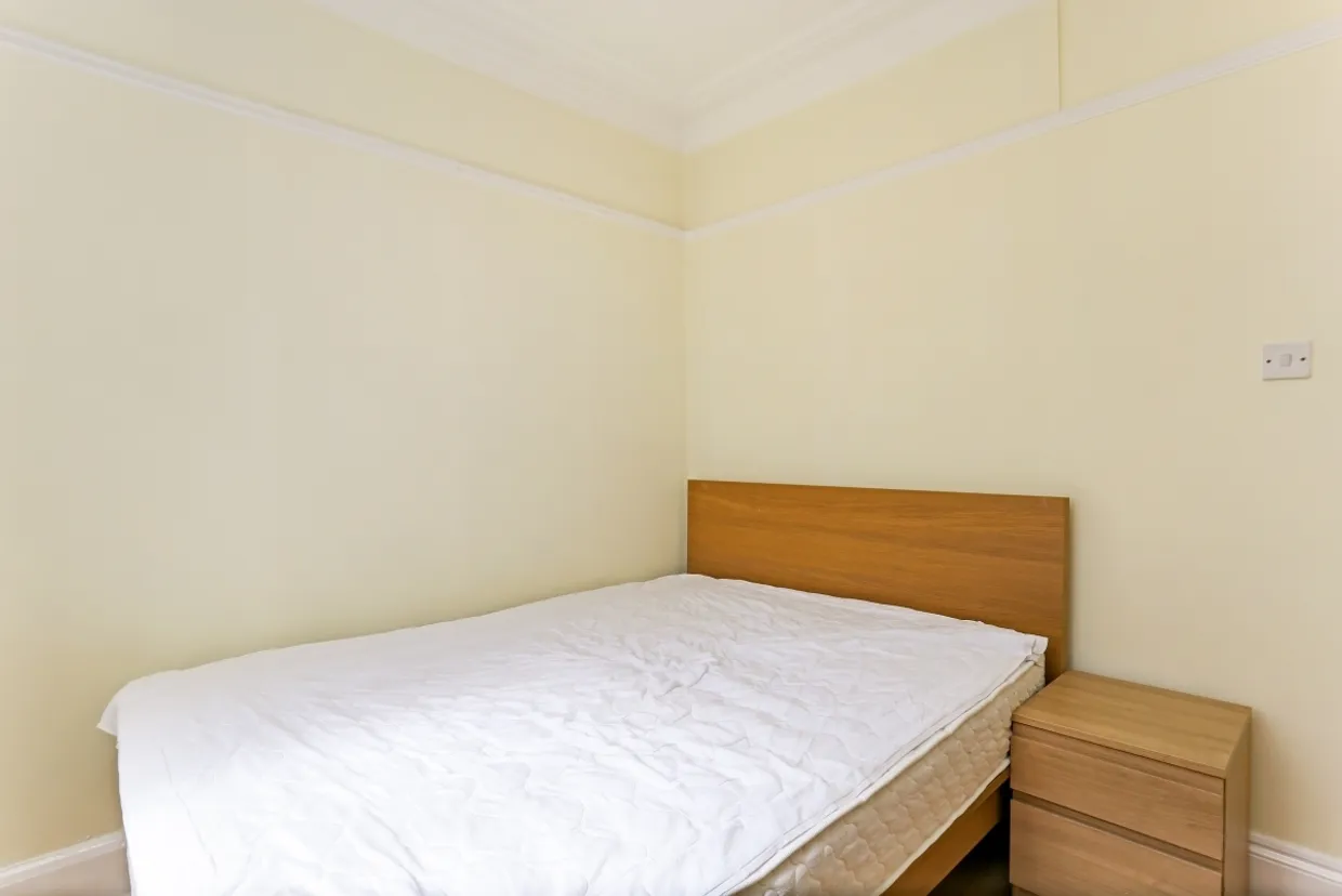 Hillside Court Finchley Road NW3 photo 15