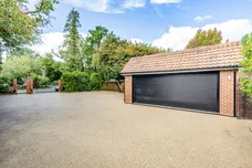 Dartnell Park Road West Byfleet KT14 photo 26
