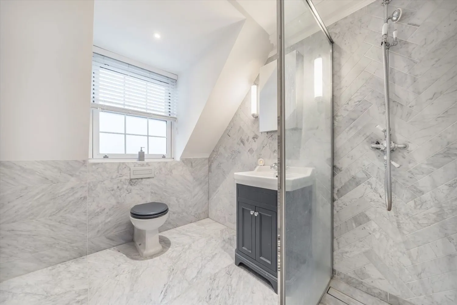 Thames Street, Weybridge, KT13 photo 6