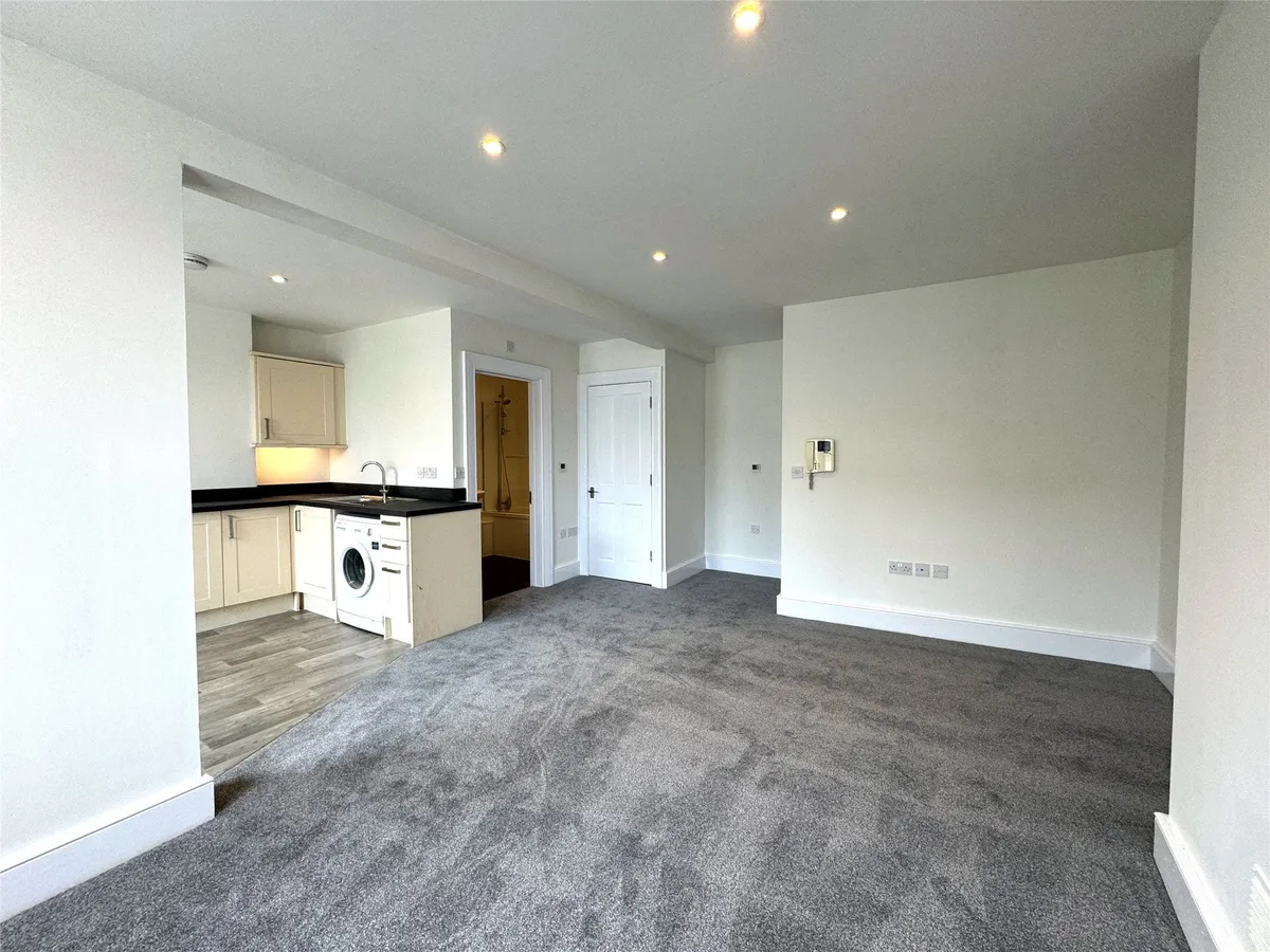 South Street, Dorking, Surrey, RH4