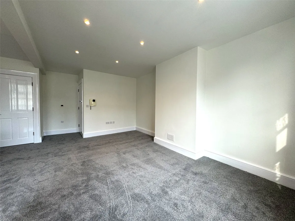 South Street, Dorking, Surrey, RH4