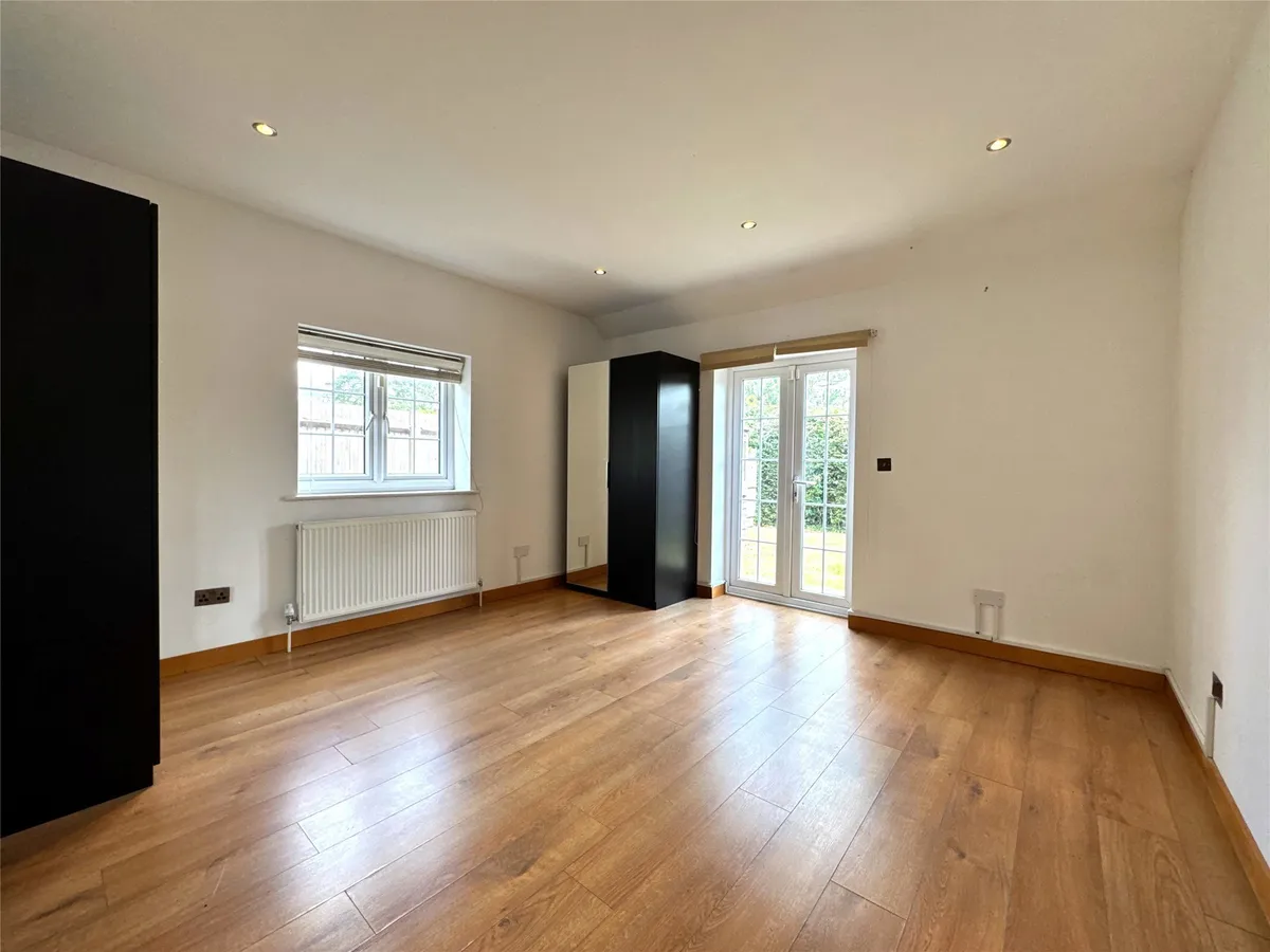 Ironsbottom, Sidlow, Reigate, RH2