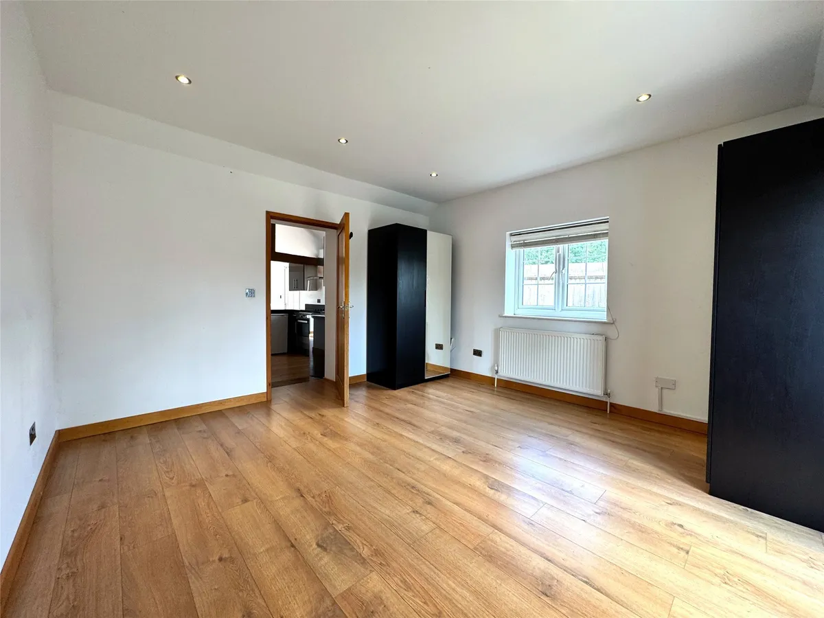 Ironsbottom, Sidlow, Reigate, RH2