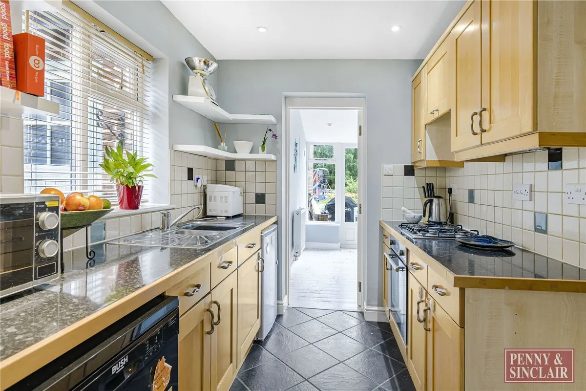 Merton Way, Yarnton, Kidlington, Oxfordshire, OX5