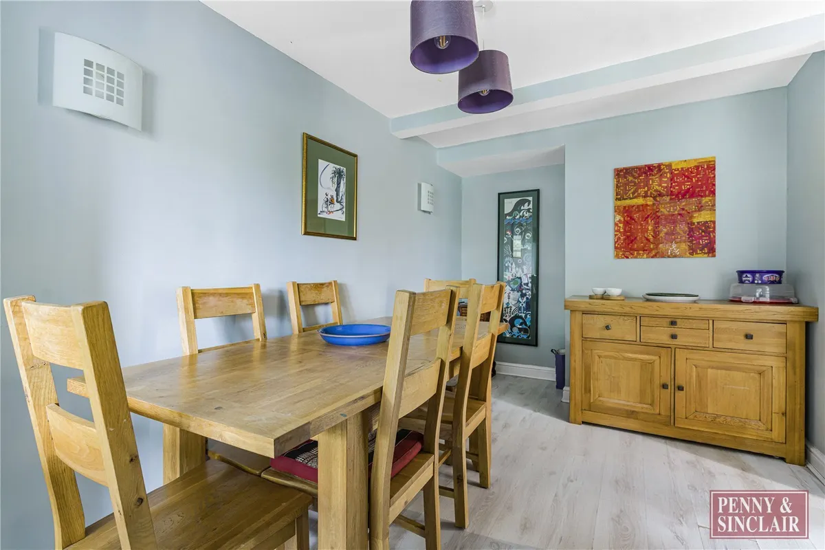 Merton Way, Yarnton, Kidlington, Oxfordshire, OX5